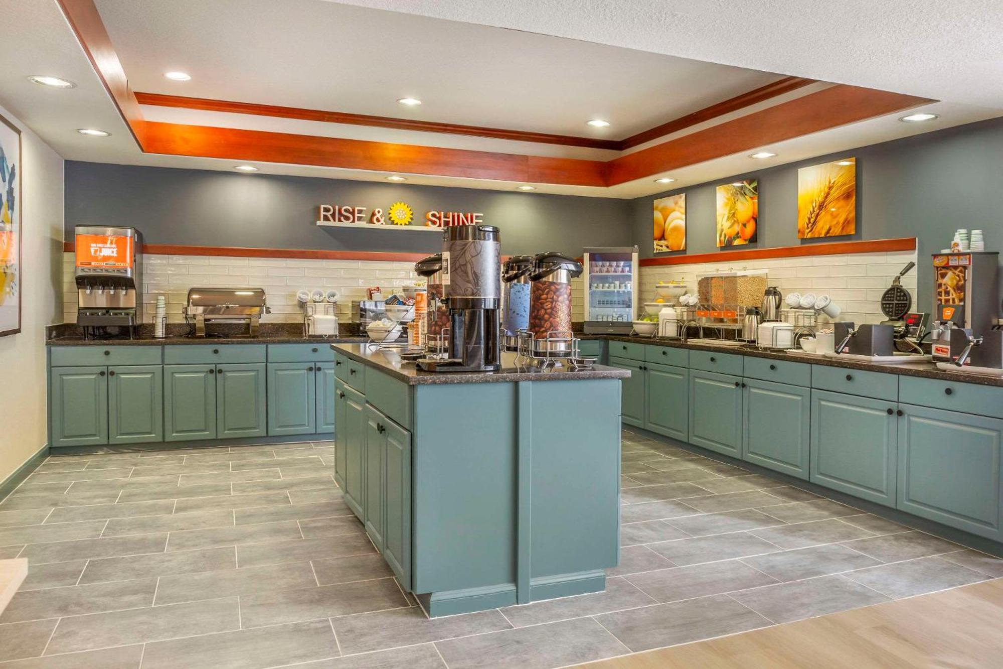 Comfort Inn & Suites Rapid City Near Mt Rushmore Zewnętrze zdjęcie