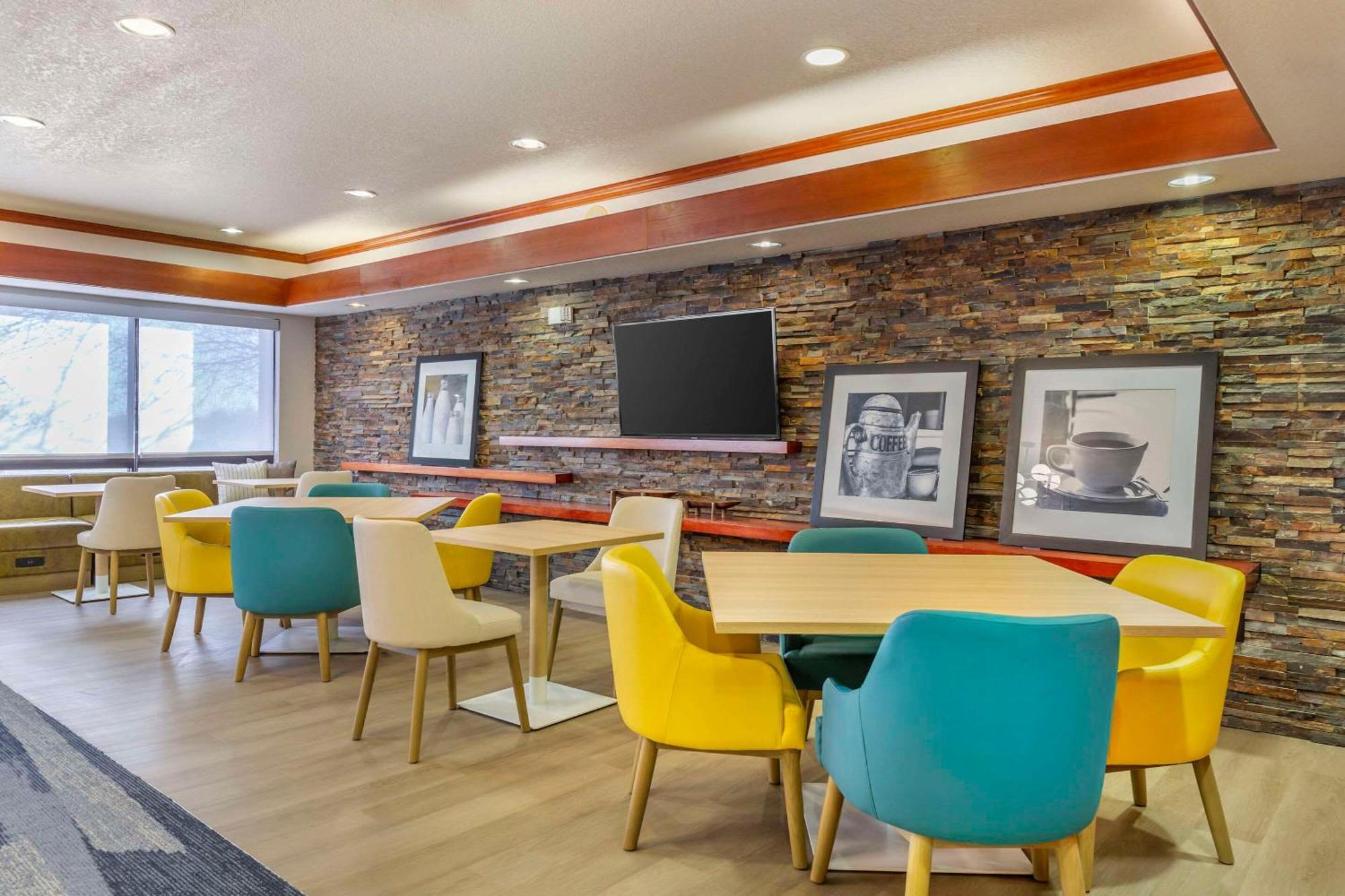 Comfort Inn & Suites Rapid City Near Mt Rushmore Zewnętrze zdjęcie