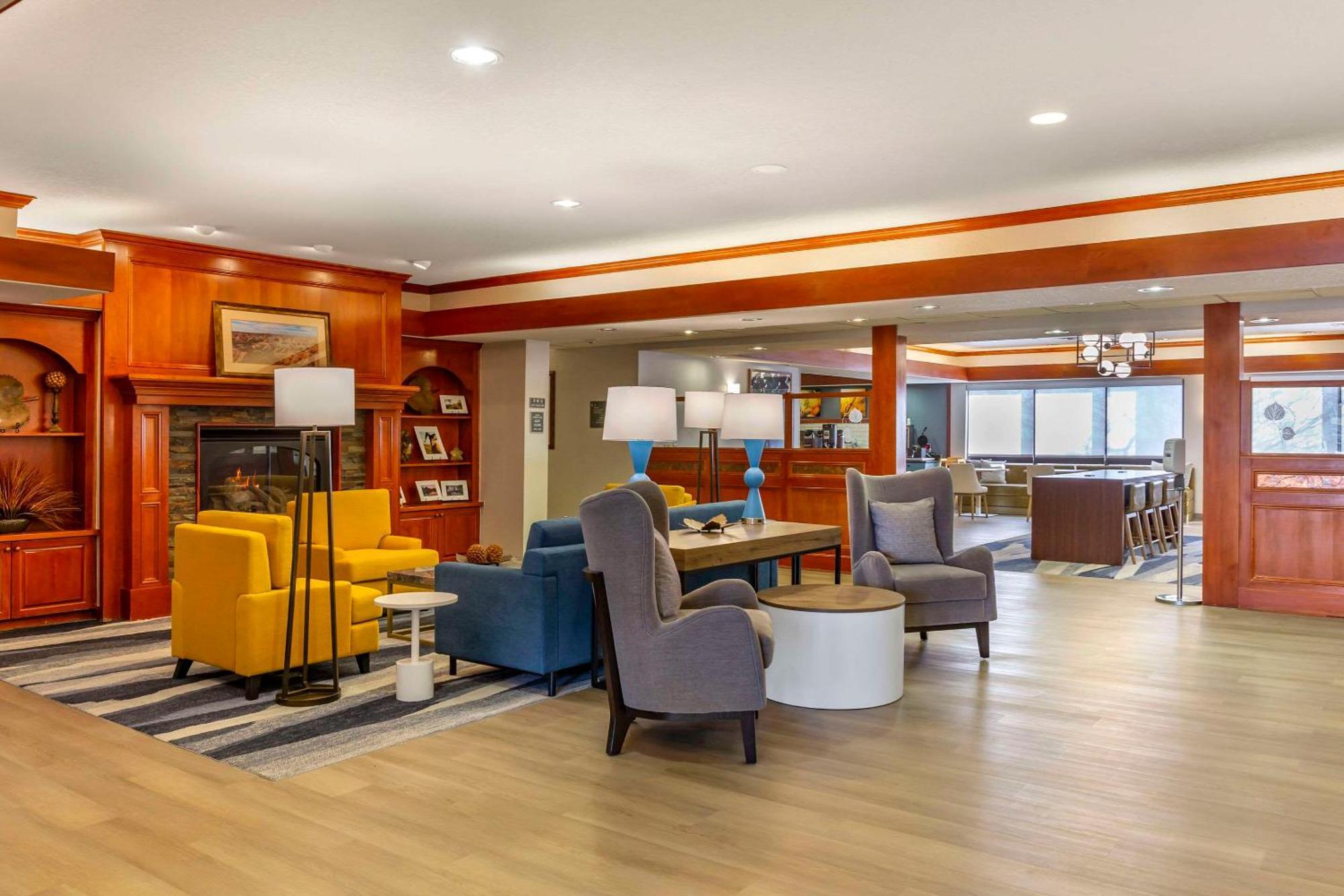 Comfort Inn & Suites Rapid City Near Mt Rushmore Zewnętrze zdjęcie